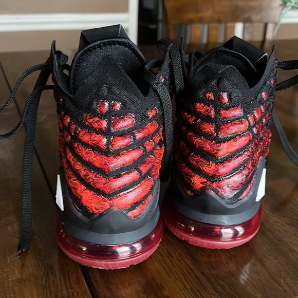 Nike lebron - Picture 2 of 4